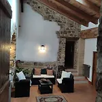 Casa Junto A La Laguna Rubielos De Moravute21-029