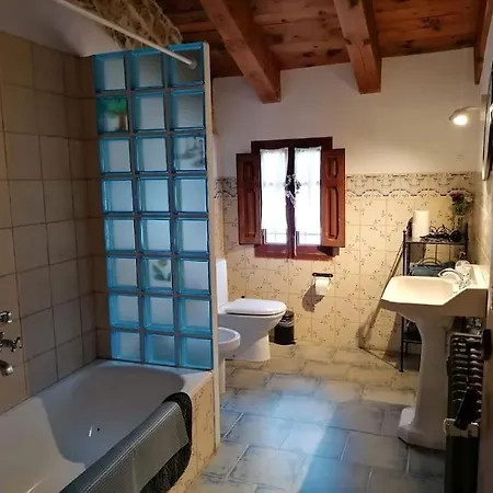 Casa Junto A La Laguna Rubielos De Moravute21-029 Ferienhaus *