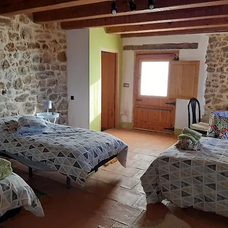 Casa Junto A La Laguna Rubielos De Moravute21-029 Vakantiehuis