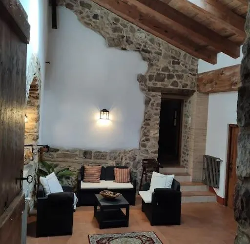 Casa Junto A La Laguna Rubielos De Moravute21-029